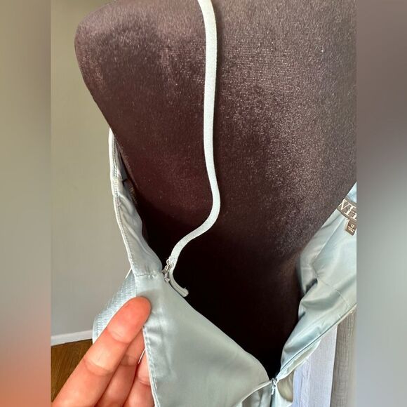 White by Vera Wang Short Strapless Bridesmaid Dress with Belt Mist Size 12 - Picture 13 of 16